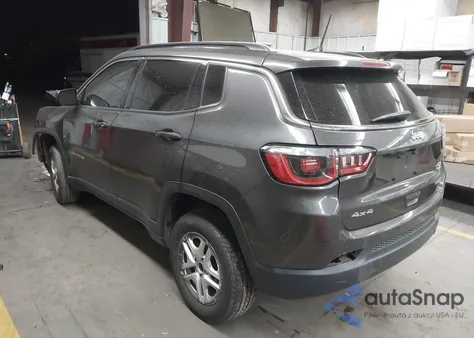 2020 Jeep Compass Sport 4X4 z USA, uszkodzony, nr VIN 3C4NJDAB0LT145542